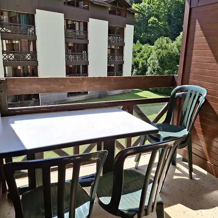 Apartment Confortable Avec Balcon A Brides-les-bains, Pour 4 Pers, Proche Thermes Et Centre-village - Fr-1-512-271 *