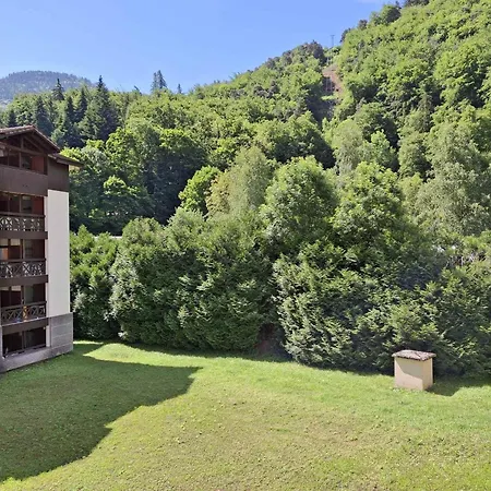 Confortable Avec Balcon A Brides-les-bains, Pour 4 Pers, Proche Thermes Et Centre-village - Fr-1-512-271 * Brides-les-Bains